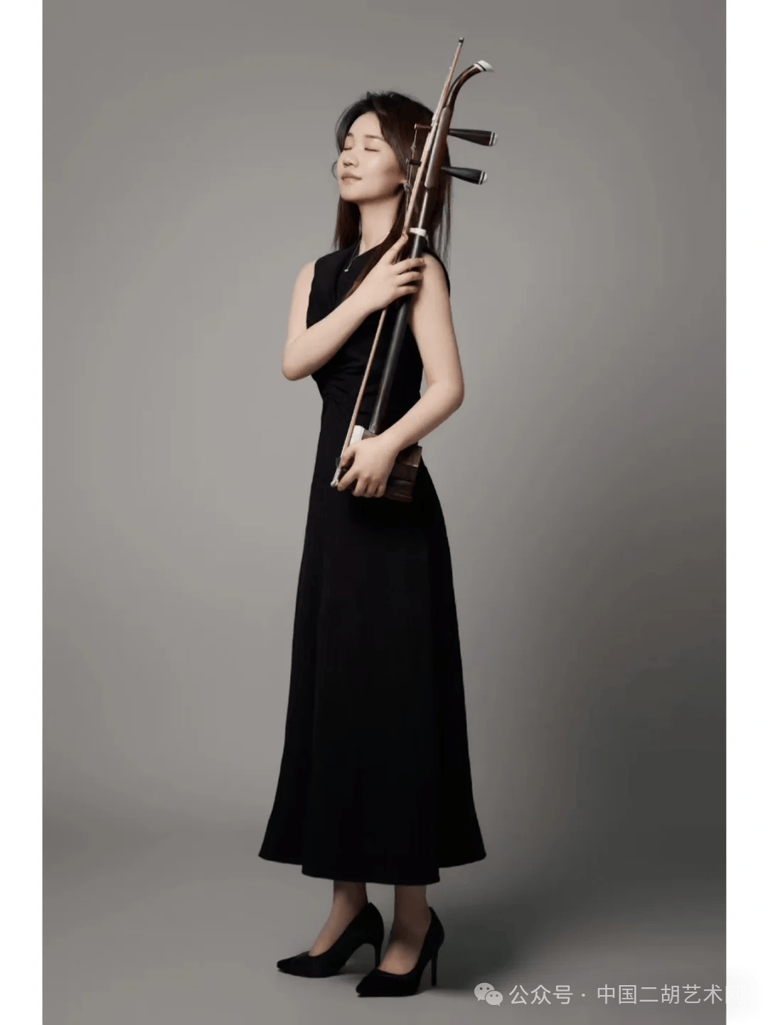 分享一组和陪伴我20年的二胡小朋友的合照泡泡