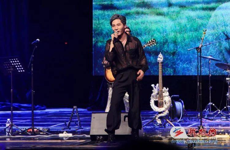 致敬经典beyond金曲演唱会忻州站火热开唱630乐队携手观众重温那段