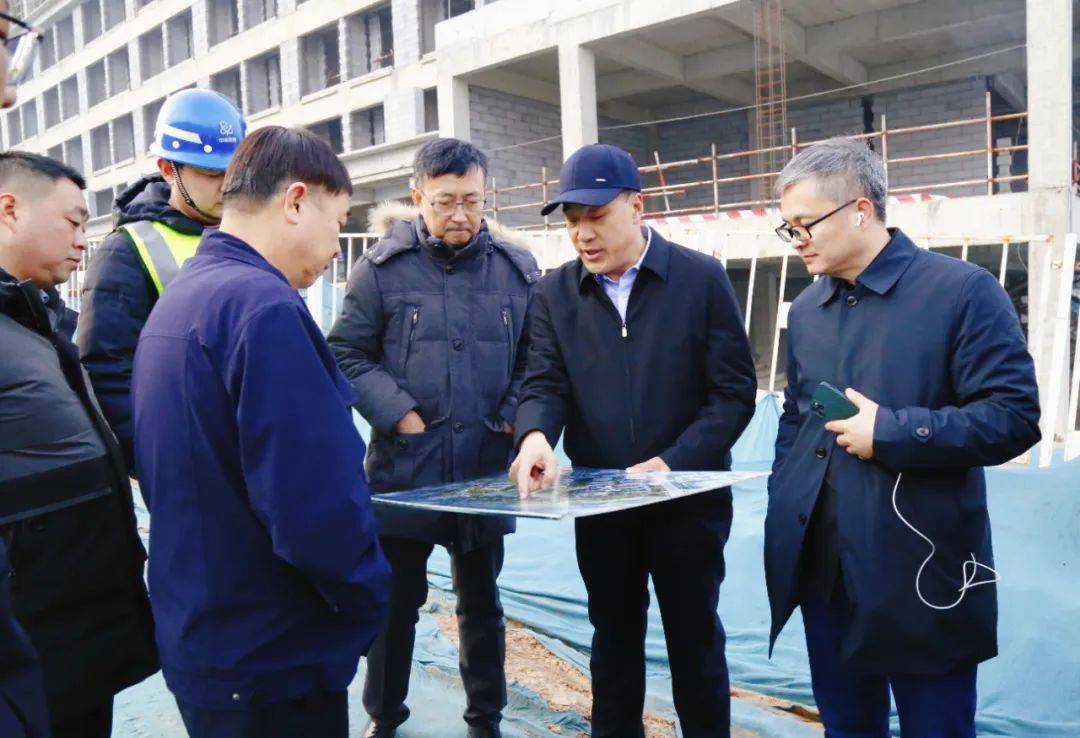 丹河集团领导高度重视,从设计到施工,董事长张晋文,总经理朱居生带队