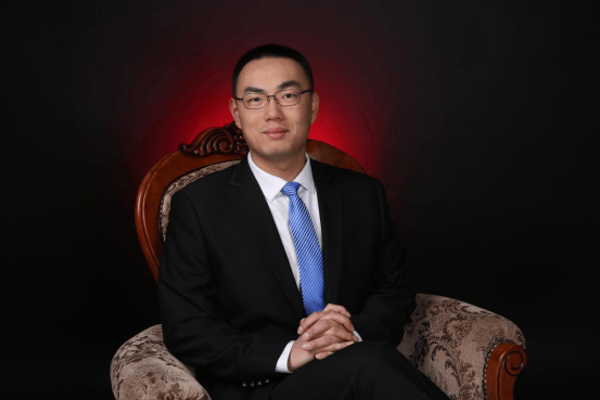 邢斌文法学博士，吉林大学法学院副教授，硕士生导师。主要研究方向为中