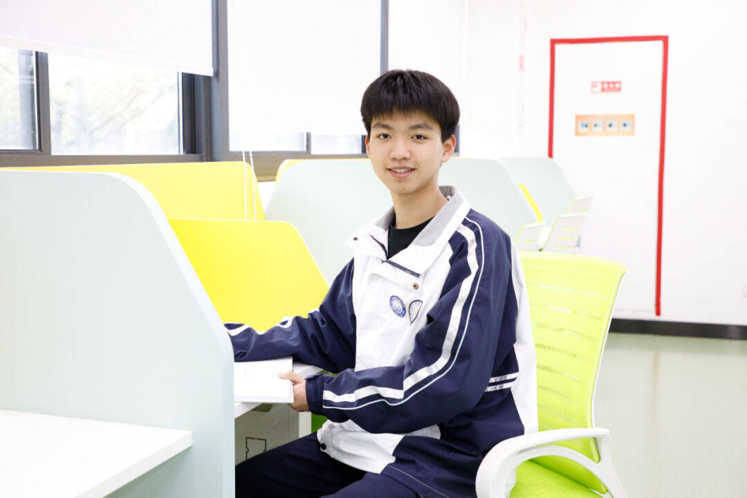 来源:黄岩中学编