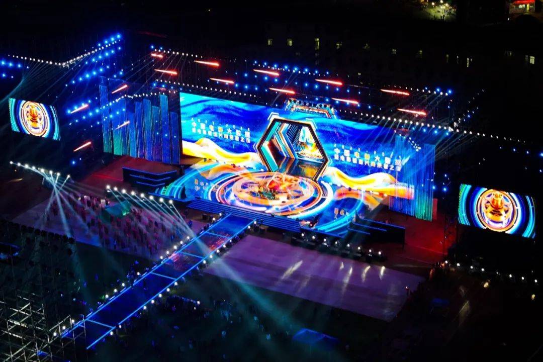 岚图汽车实力护航电影频道m榜荣誉之夜圆满成功