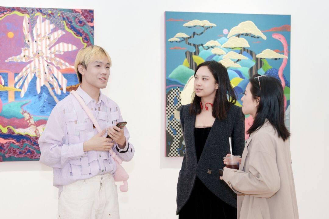 北极熊画廊北京时间的棱镜群展正式启幕