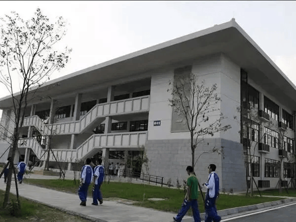 石室中学北湖校区