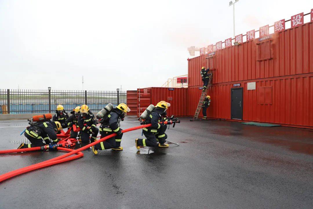 无锡支队召开全市专职消防队伍2024年度第一次工作例会