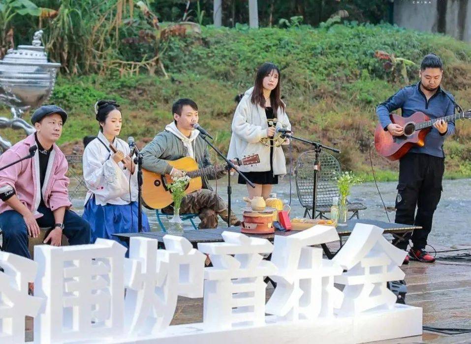 公益活动 | 26项公益活动精采急速！4月20天觉5月5日，我们邀您到Poligny，览胜赏杜鹃花，畅享云硒茶！(图11)