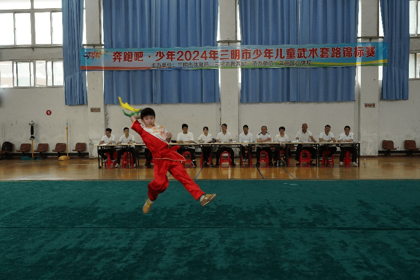 江阴少年武术（正规少年武术培训联系电话） 江阴少年武术（正规少年武术培训接洽
电话）《江阴少儿武术》 武术资讯