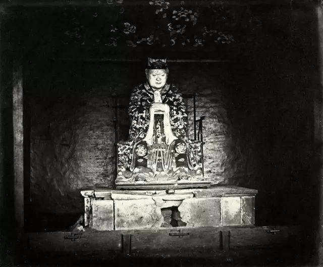 从光孝寺远眺六榕寺广州番坊中的寺庙(一)广州番坊中的寺庙(二)广州