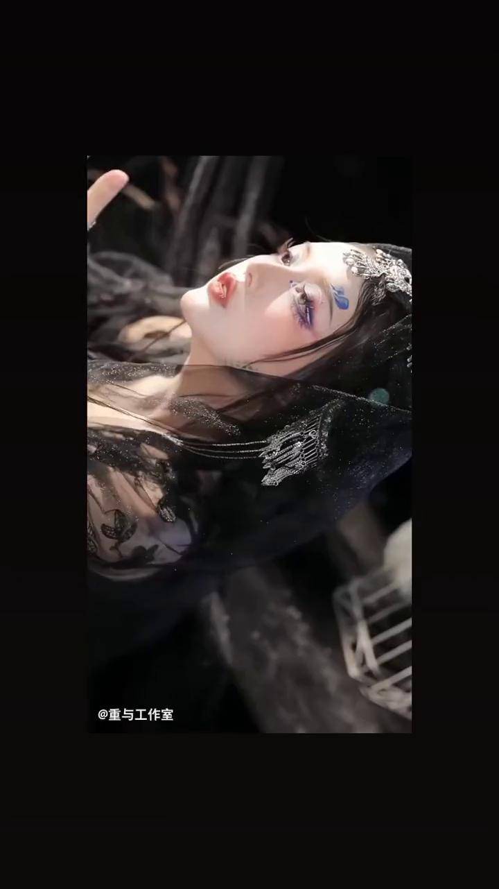 插图