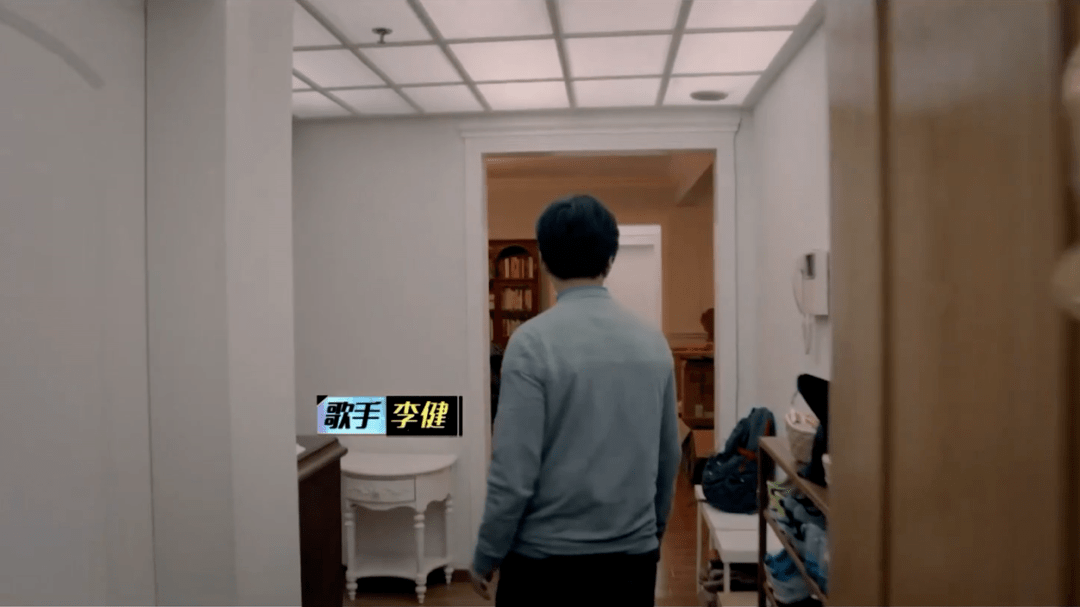 49岁李健的豪宅火了装饰温馨无一丝俗气一进屋就被治愈