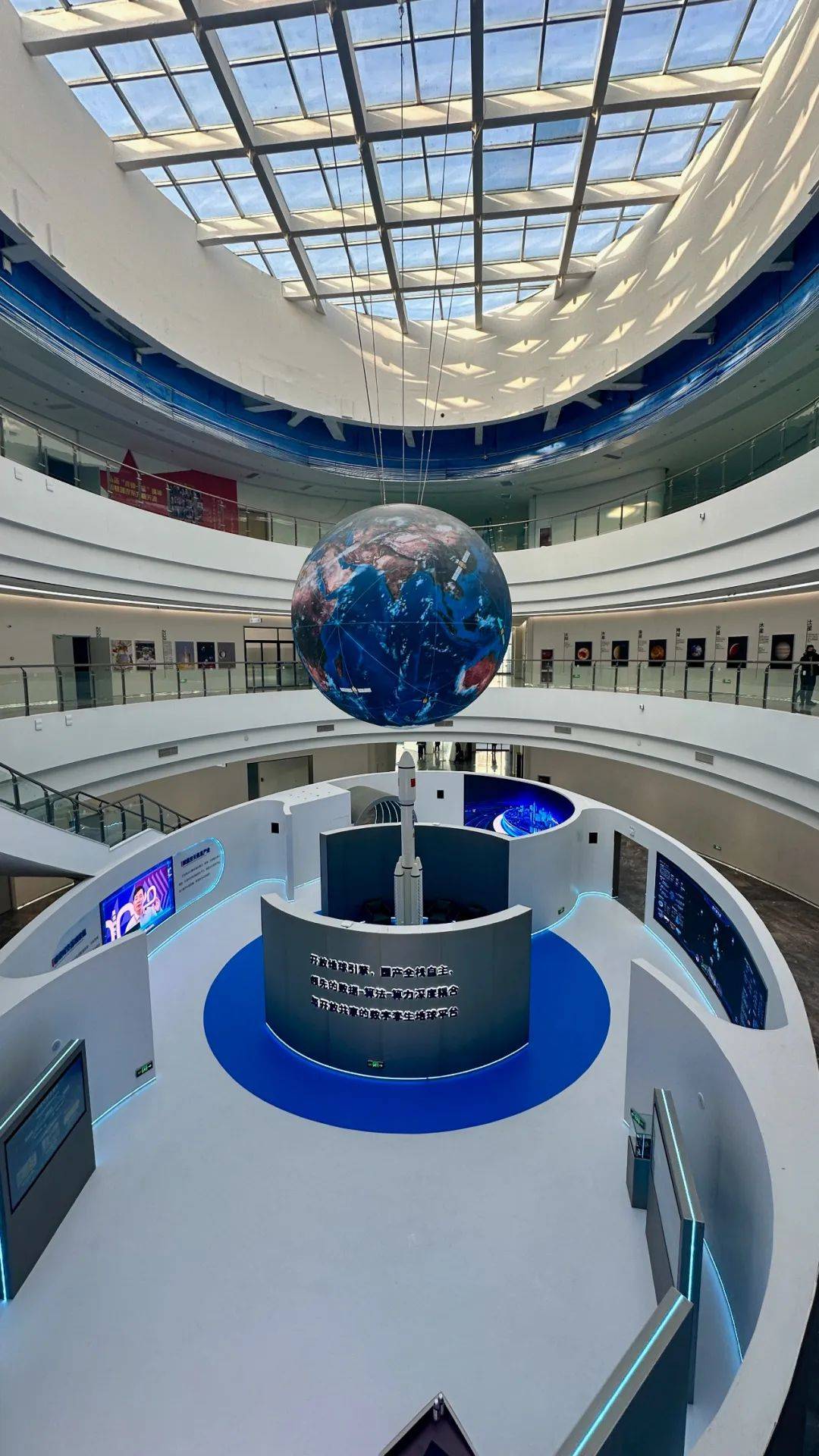 "央媒省媒记者看海阳!_航天港_产业_发展