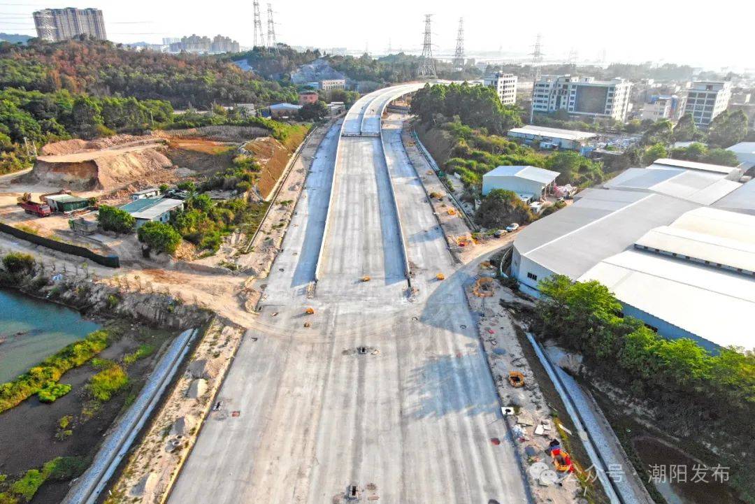 途经潮南潮阳的汕南大道已