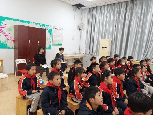 教学视导重知行学科研修助成长记金陵小学迎区教师发展中心教学视导