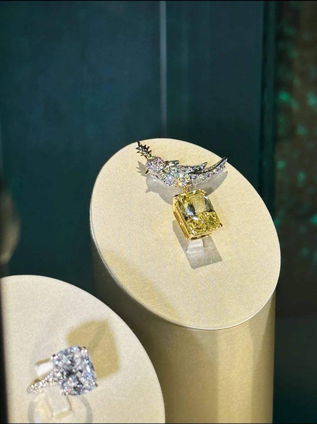 爱情的象征,不只是一块石头这么简单_钻石_克拉_part