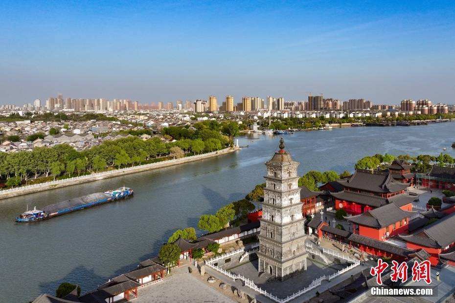 江苏高邮航拍一湖两河三堤自然人文景观