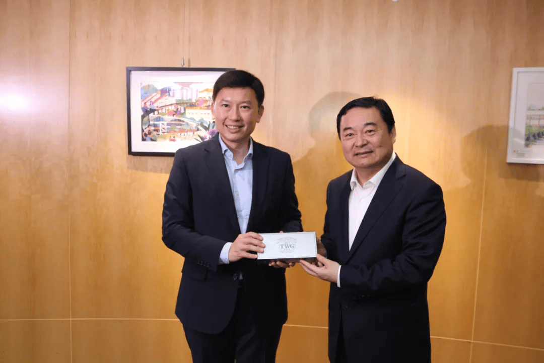 韩俊,尹弘,郝鹏,倪岳峰等多位省委书记,率团出访