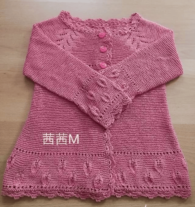 一款从上往下织的棒针叶子花儿童开衫