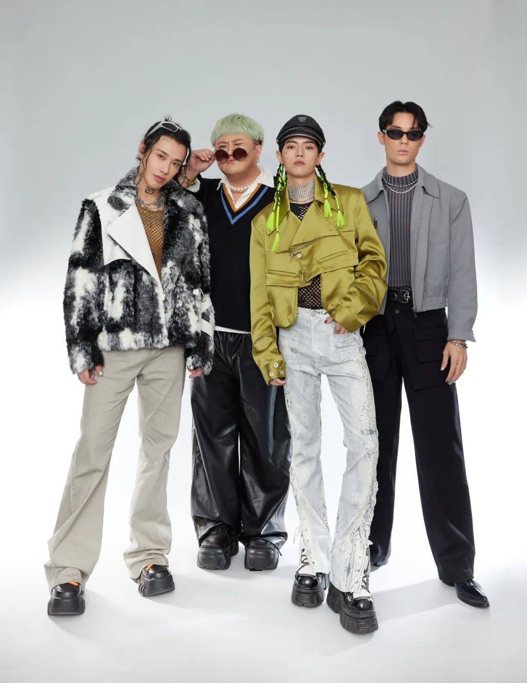trash「holy trip精神时光屋」2024巡演 · 全站次现已开票