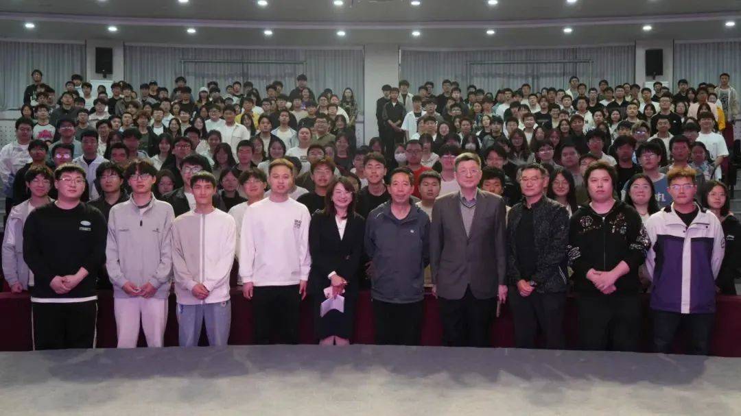 红色传承丨邓志平教授深情追忆父亲邓稼先的科技报国之路