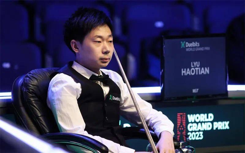 张安达手感冰凉,4-10惨败出局.特鲁姆普10-6淘汰瓦菲.