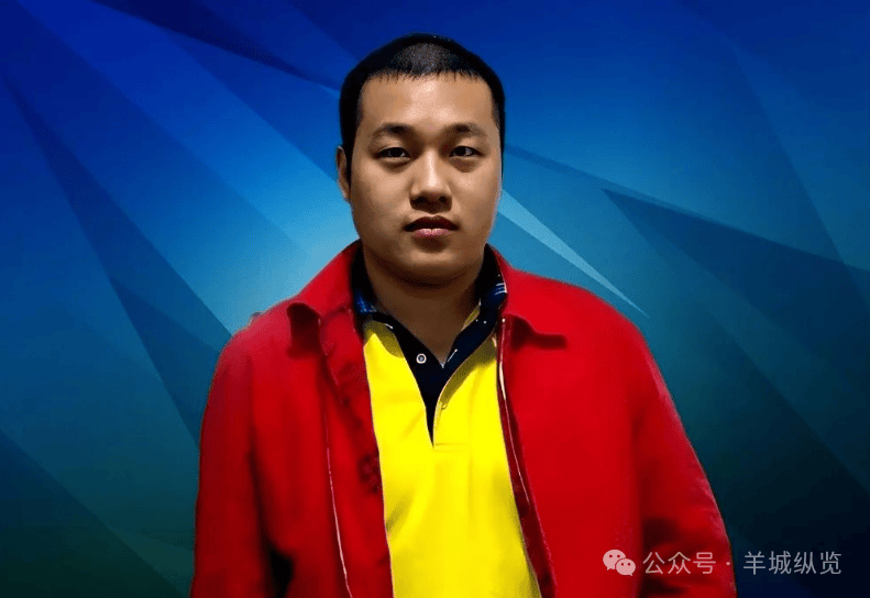 徐波,男,1977年出生于湖北省武汉市,初中学历,曾就职网易.