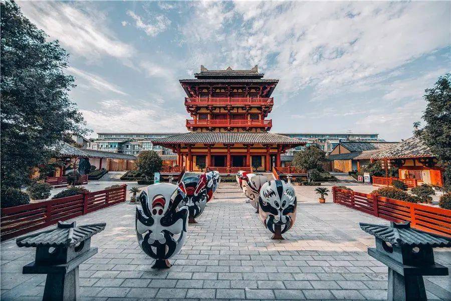 许昌市召开三国文化旅游周期间文明交通志愿服务动员会