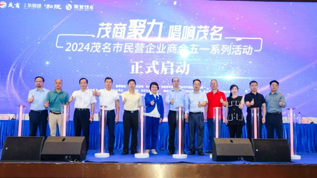 歌手曾春年接受媒体采访歌手邹文正接受媒体采访歌手广东吴勇接受媒体