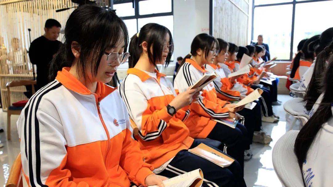 三穗开展2024年世界读书日暨第二届"书香三穗·臻美人生"——新华杯