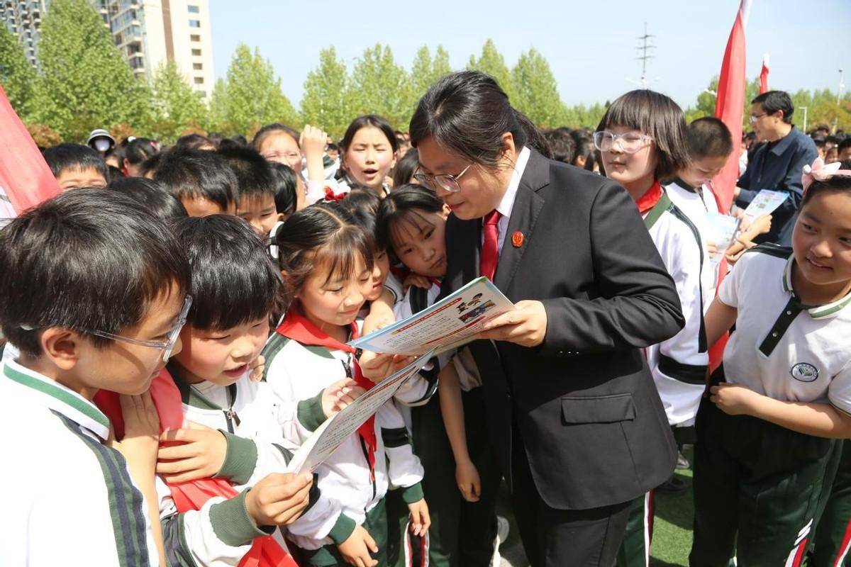 河南省南阳市淅川法院守护少年和家|与法"童"行 共护未来