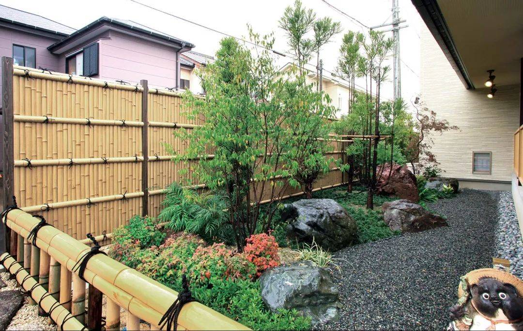 小面积庭院,可以装成简而精致的"日式花园",简单又好看_植物_自然_石