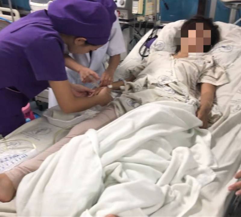 对话重返事发地的泰国坠崖孕妇：回到丈夫曾被带走的警局致谢