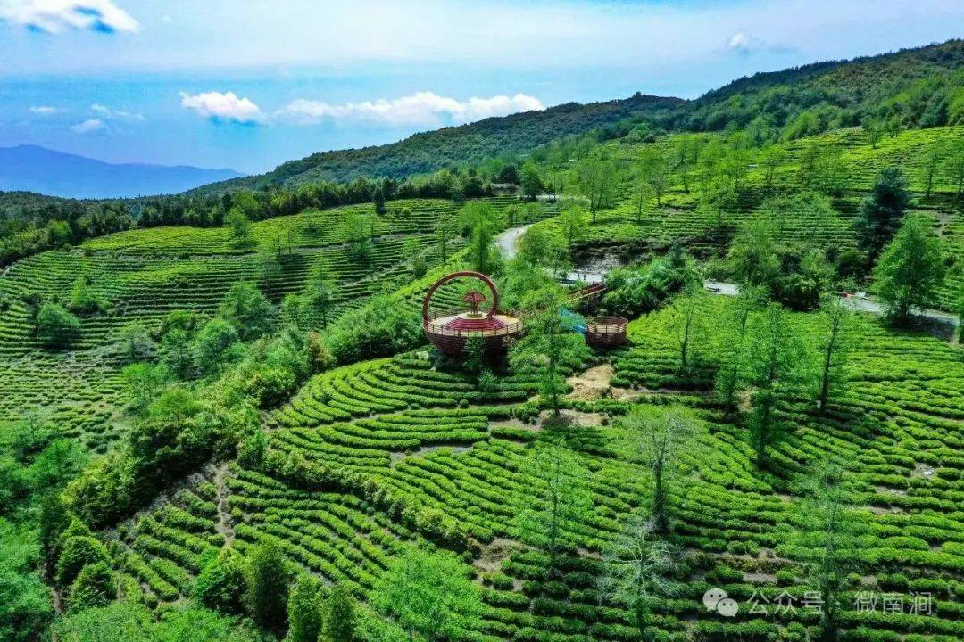 第2天行程:早起7点前到达四里柱观景台观澜沧江日出>返回岔江新区集镇