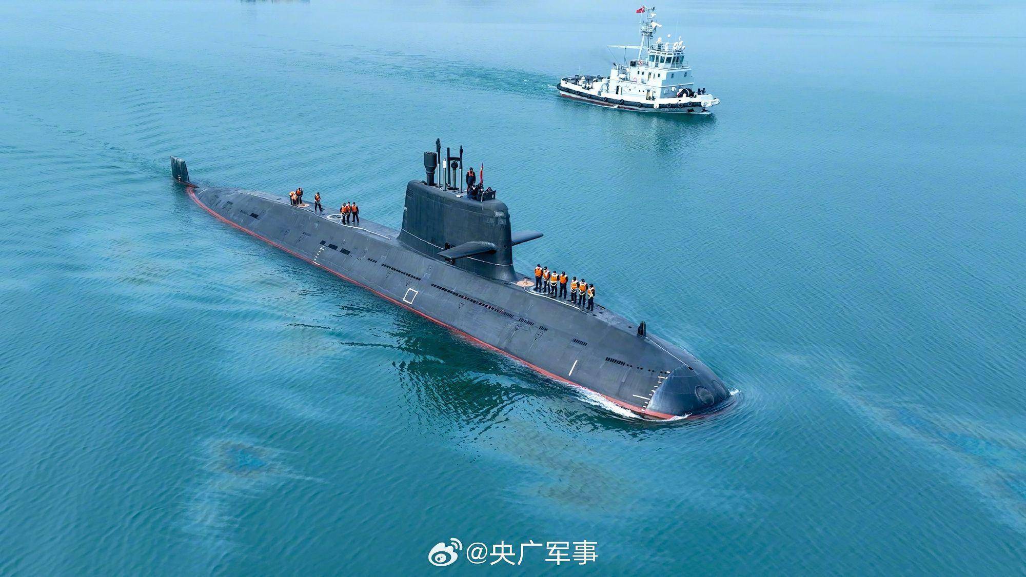 搏击深海!潜艇部队实战化训练高清大图