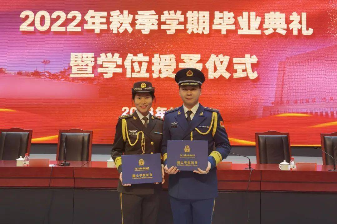 两人在国防大学相识相知因一纸研究生录取通知书他在远离家乡的南方