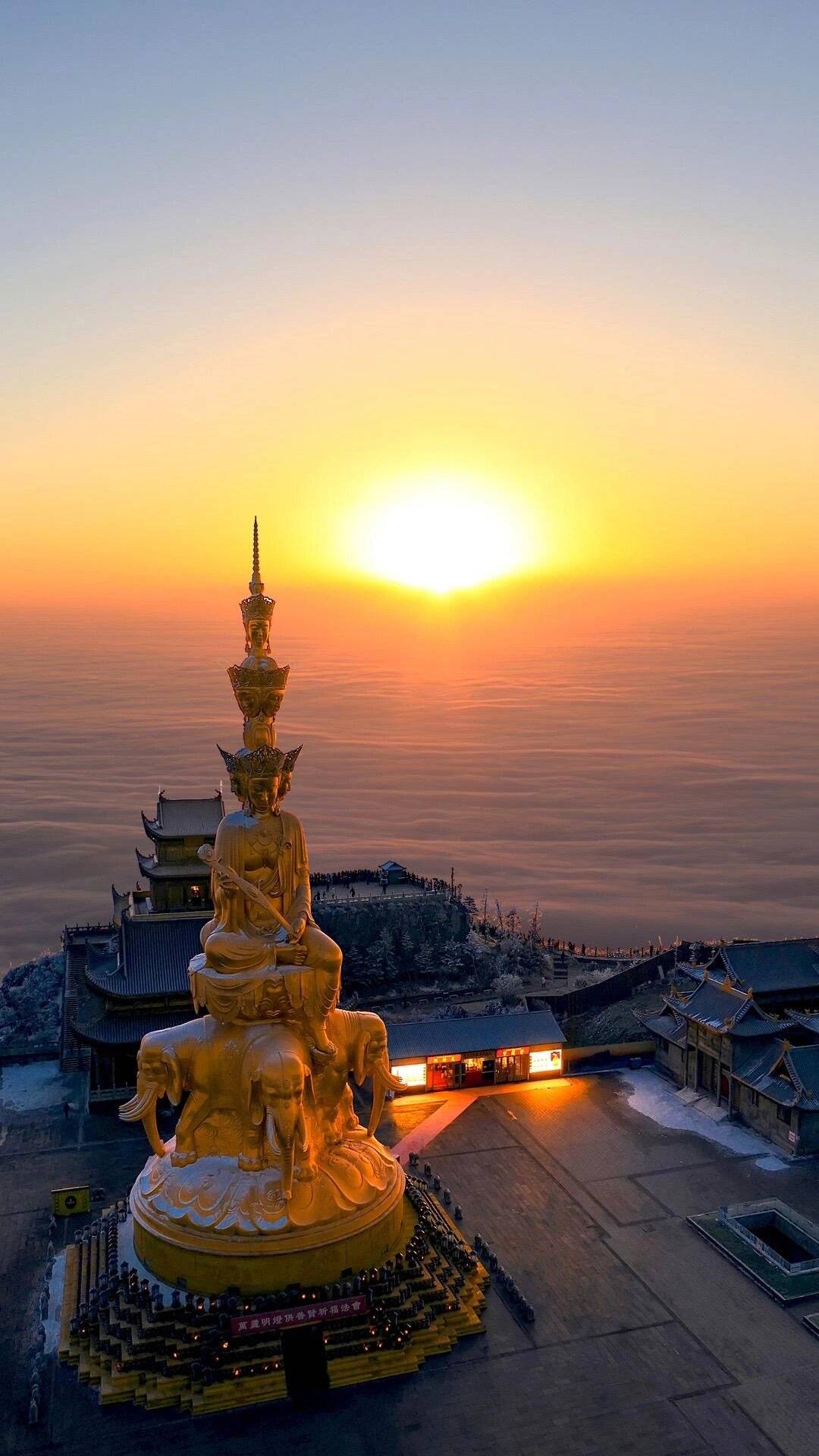 四川旅游景点推荐(四川旅游必去十大景点推荐)
