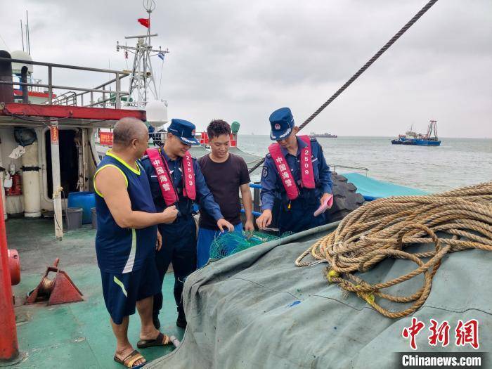 海洋伏季休渔期开启 广西海警局加强执法监管