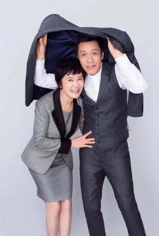 5位情史干净的老戏骨,个个与原配相守到老,最长的相守