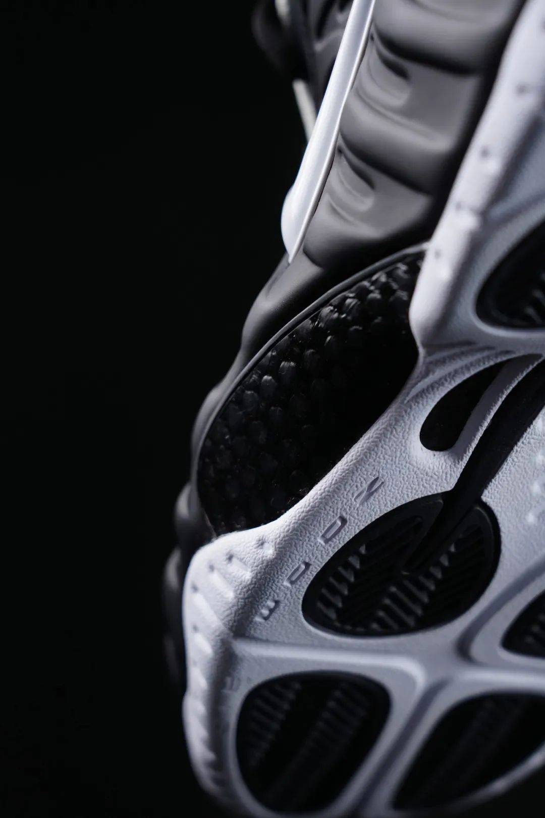 nikefoampositepro末日博士经典除了复刻还会有延续吗