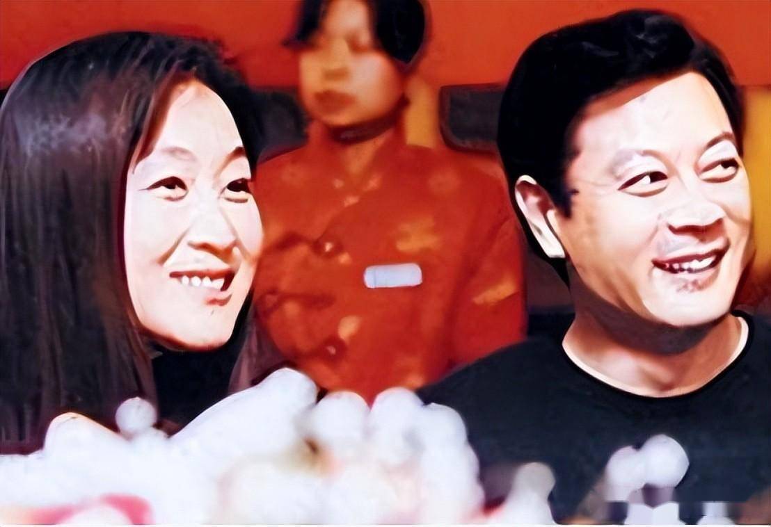 巫刚:和前妻结婚15年,无儿无女,却和不婚不孕的陈瑾相伴20年