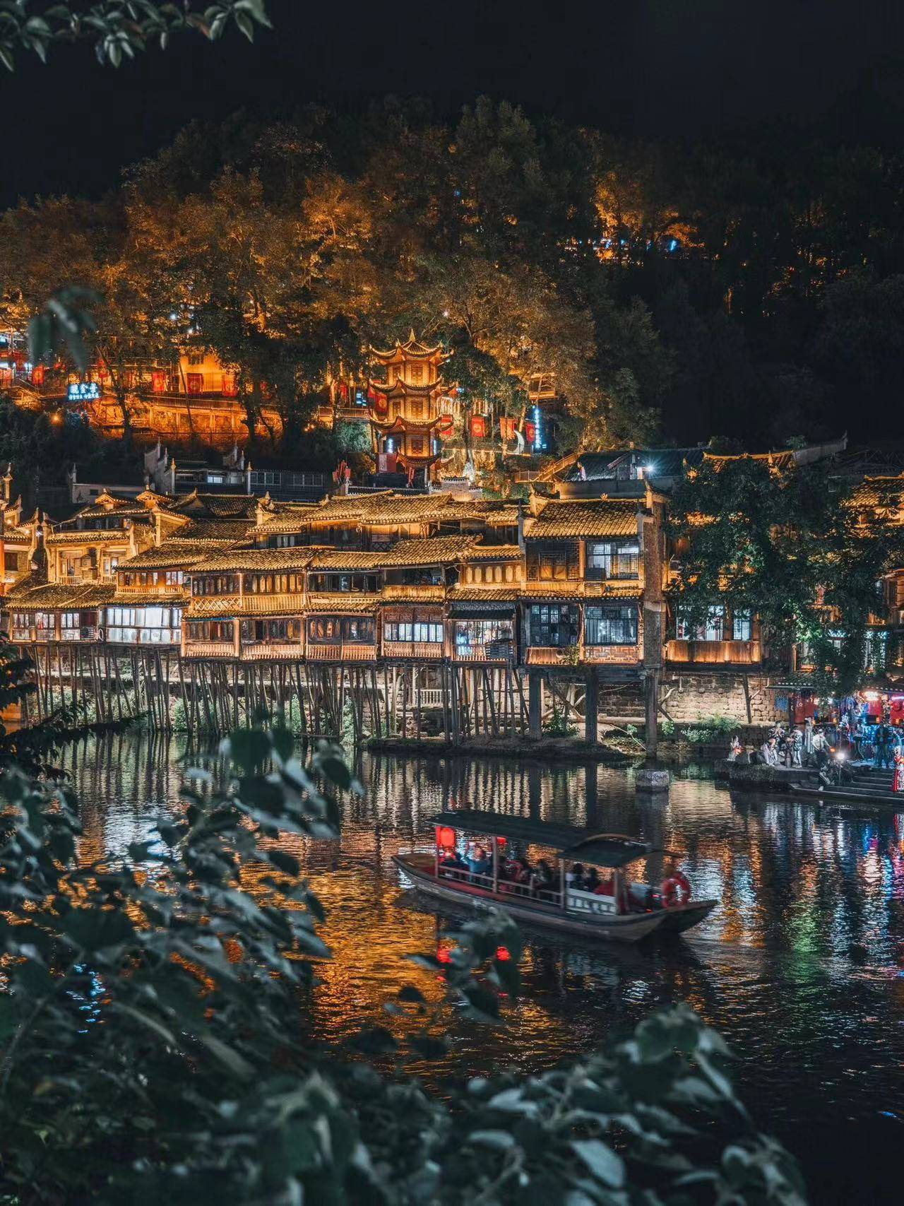 张家界芙蓉镇旅游攻略景点必去 ,人均花费明细,大家一定要看哦!