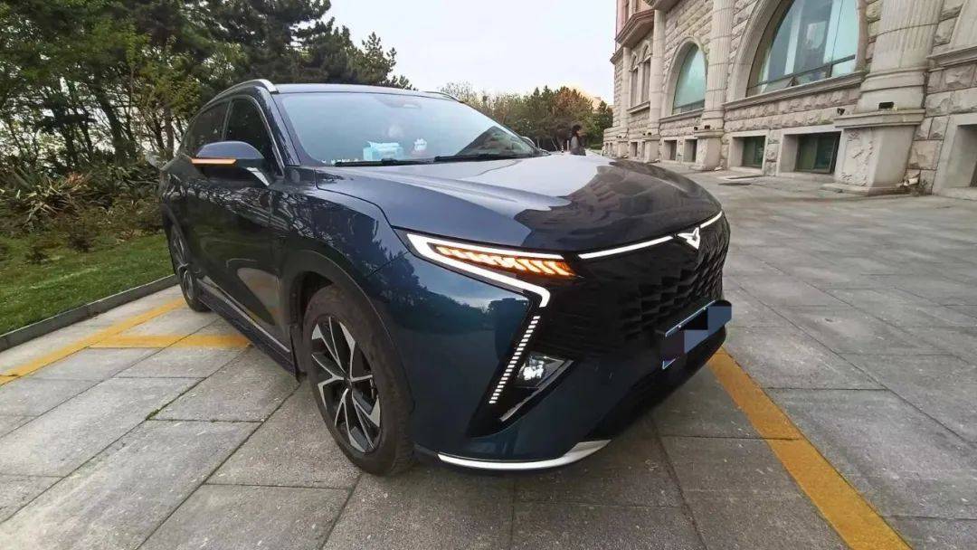 昆仑爬山那是杠杠滴,澎湃的鲲鹏动力勇往直前,一路过弯登峰离不开他.