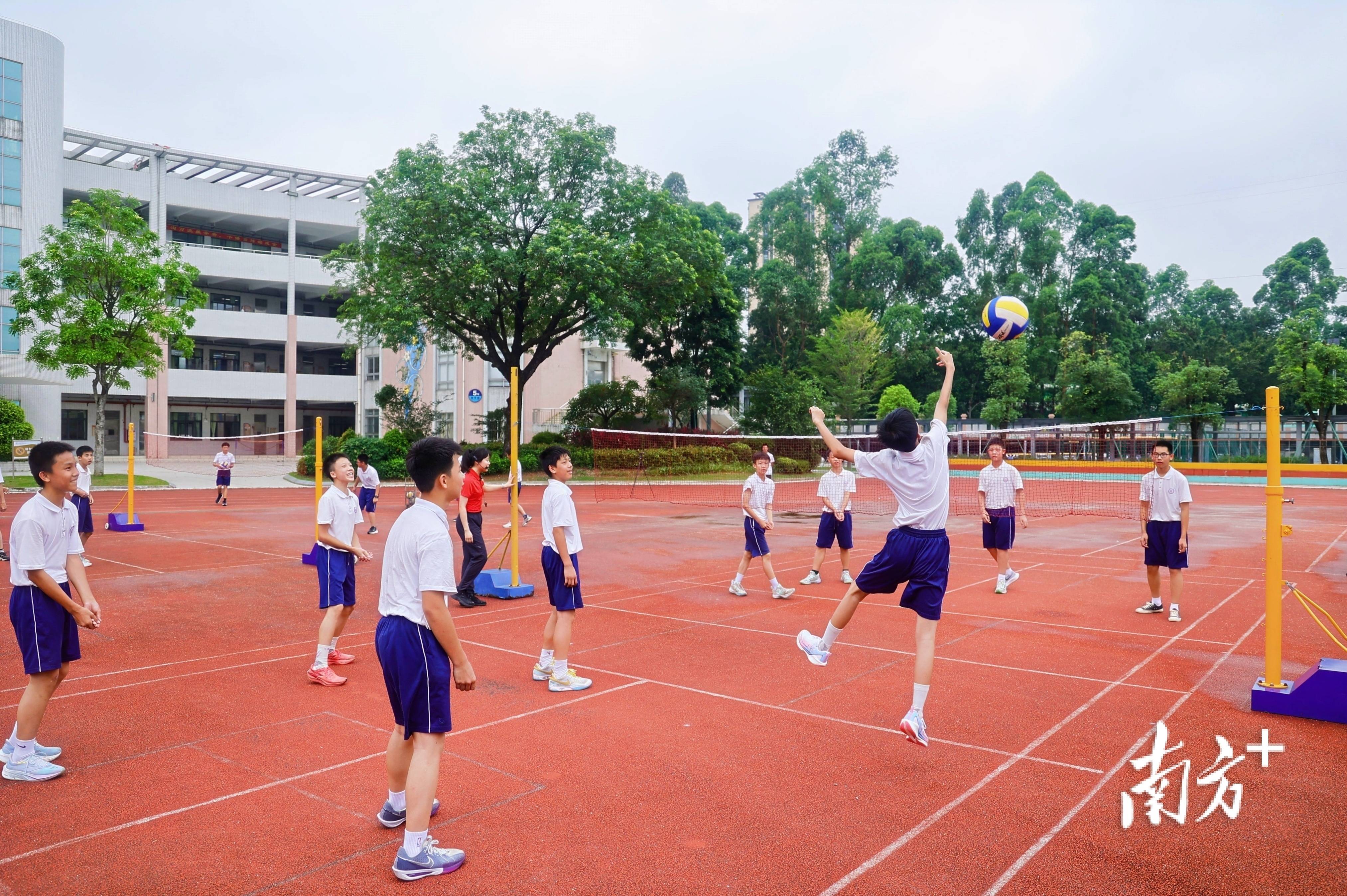 这所学校教学开放日看点十足_教育_街道_东莞