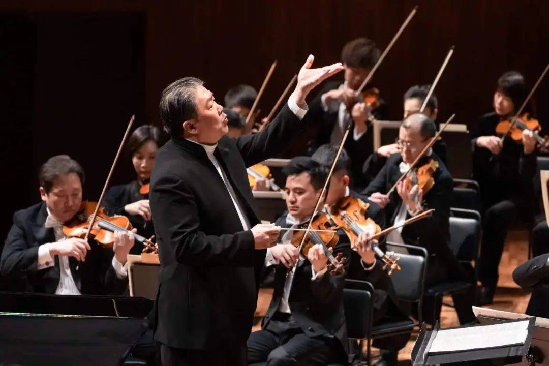 余隆:中国古典音乐的领航者