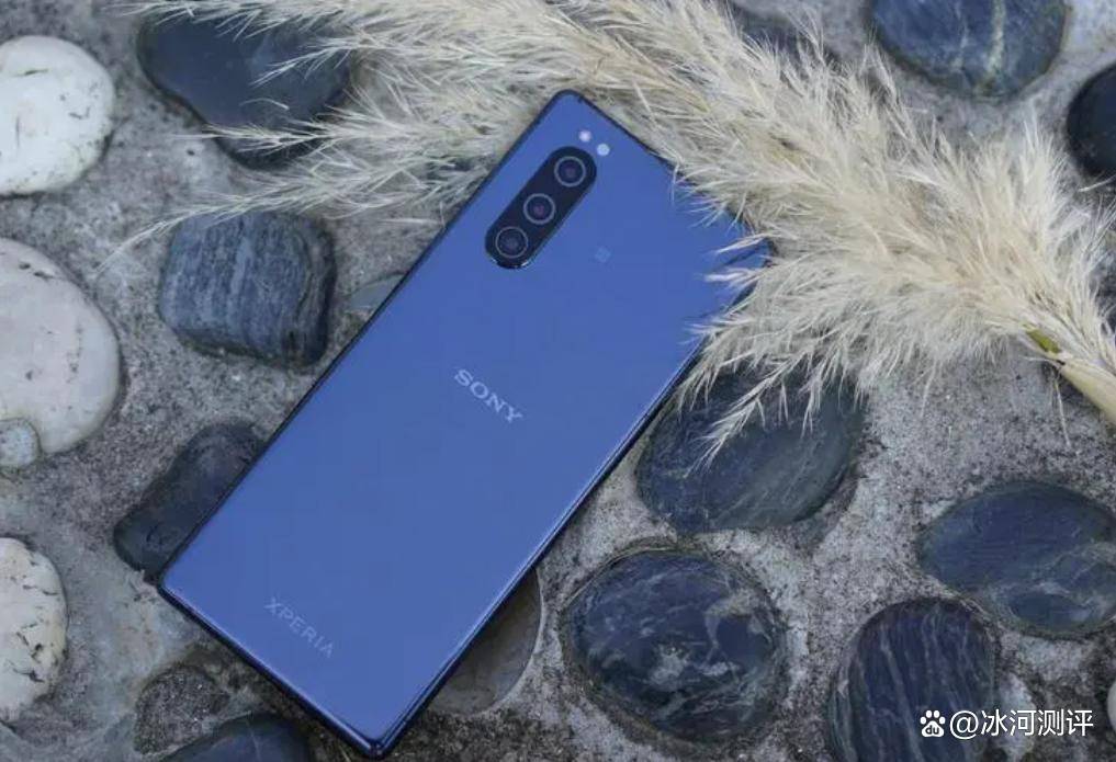 索尼xperia 10 vi:中低端市场的选择,3.5mm 接口,6.1 英寸小屏