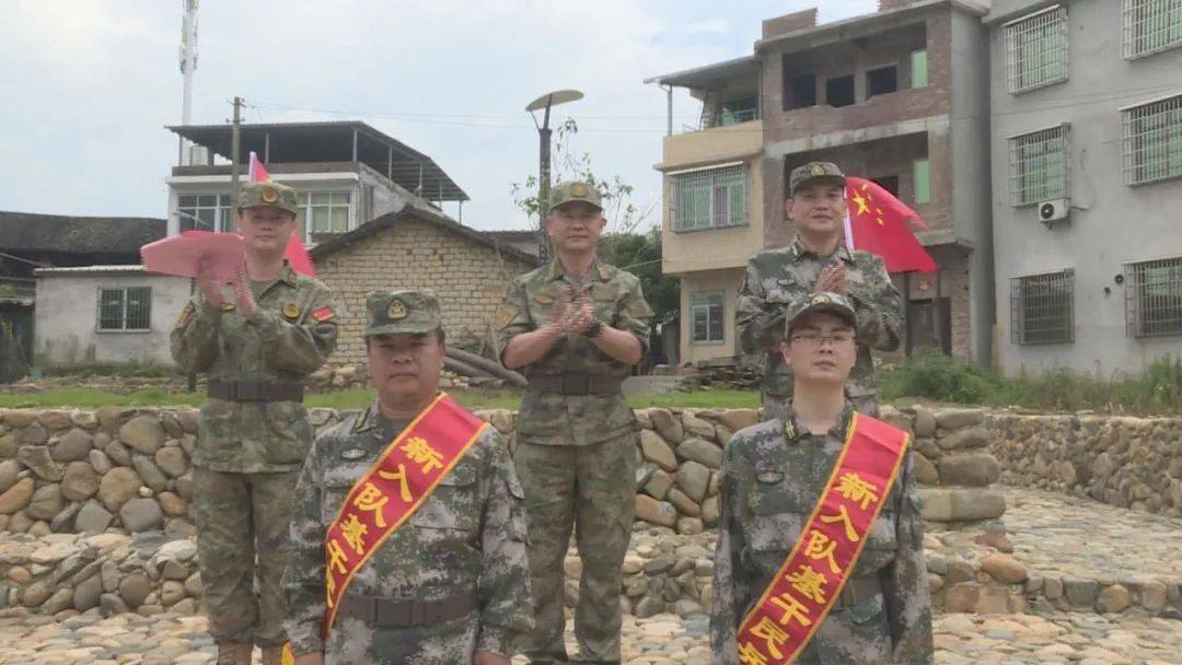 九峰镇:民兵点验展风采 红色精神铸军魂