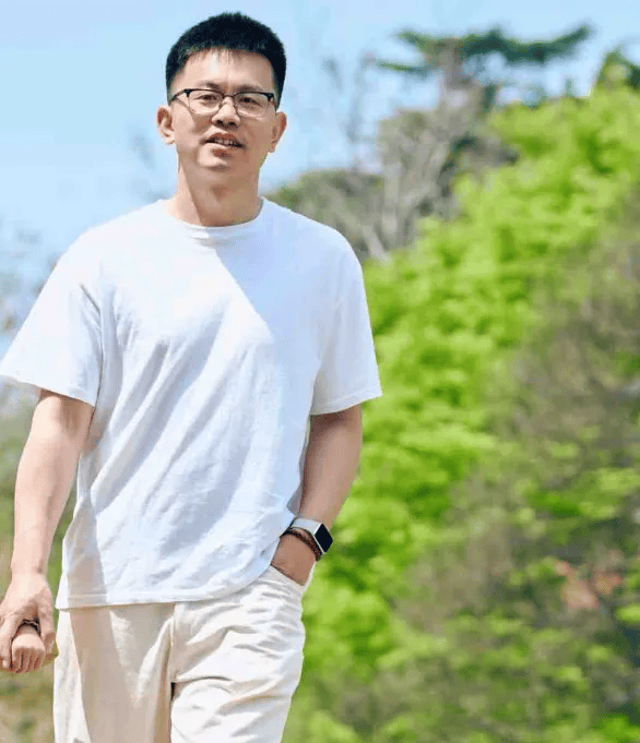 青岛市见义勇为基金会,青岛市委政法委赴泰安看望慰问救人英雄王龙