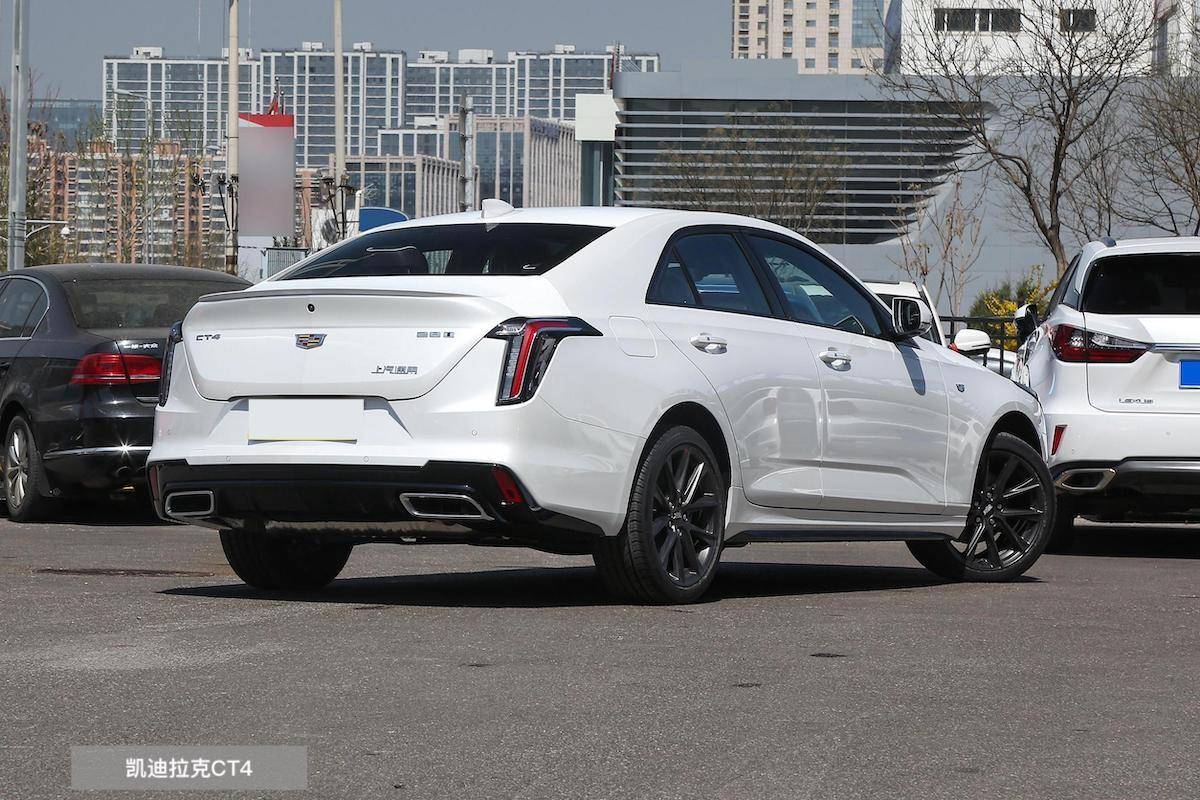 预算24万上下买运动家家,领克03和凯迪拉克ct4,谁更香?