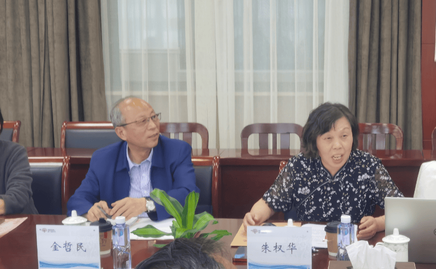 【校园热点】崇明区教育学会来校交流考察