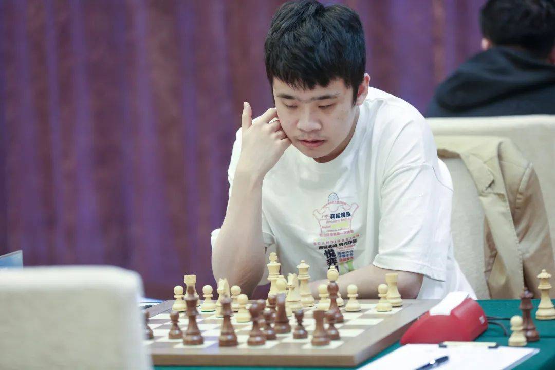 全国国际象棋锦标赛(个人甲组)赛程过半 王玥颜天琪分别领跑男女组