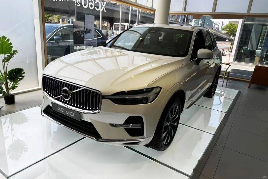 最后一家我们来到沃尔沃,s60和xc60目前的优惠幅度都是11.